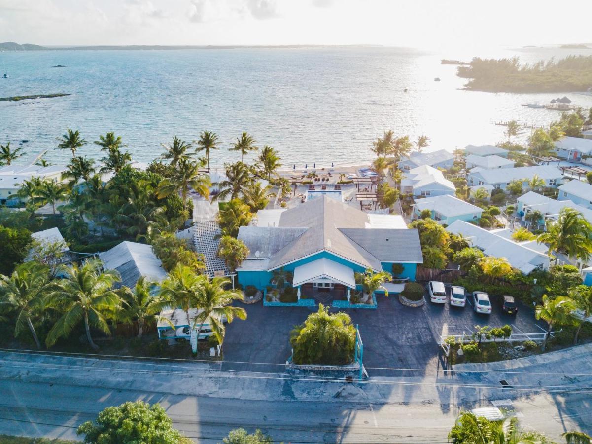 Отель Hideaways Exuma Джорджтаун Экстерьер фото