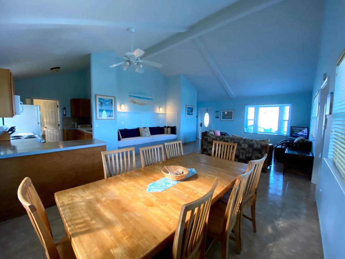Отель Hideaways Exuma Джорджтаун Экстерьер фото